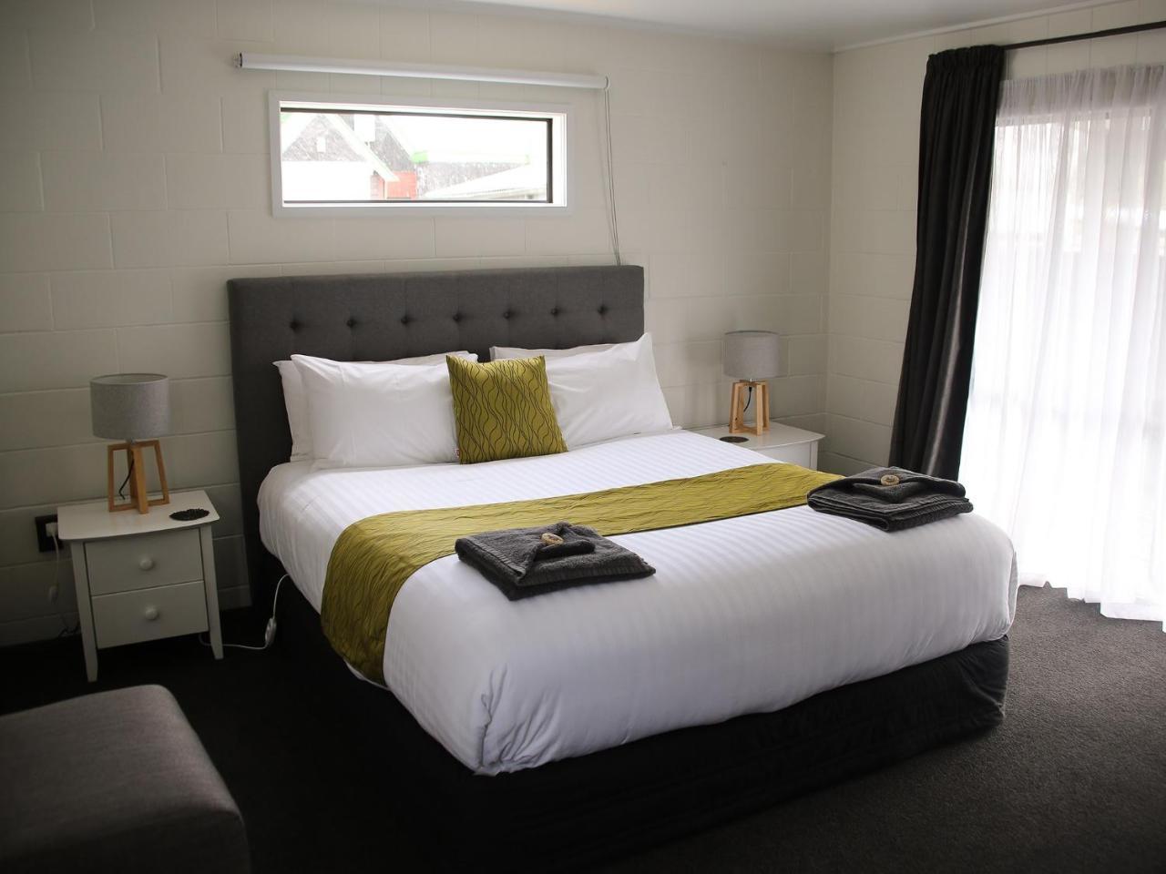 Mackenzie Motels แฟร์ลี ภายนอก รูปภาพ